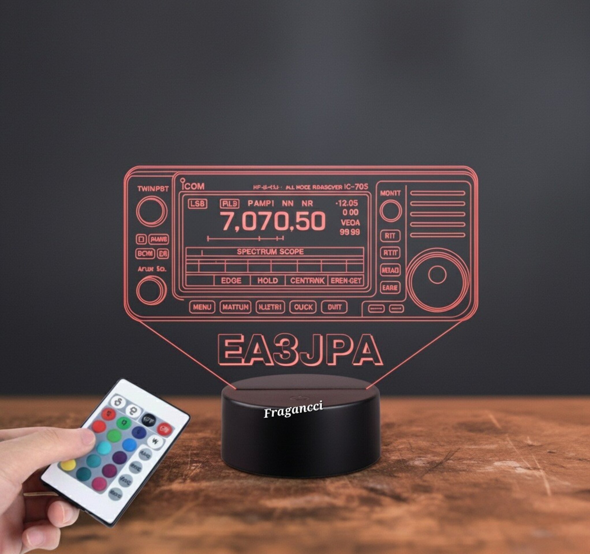 Lampara led 3d Emisora radioaficionado ICOM IC 705 personalizada con indicativo. - 7