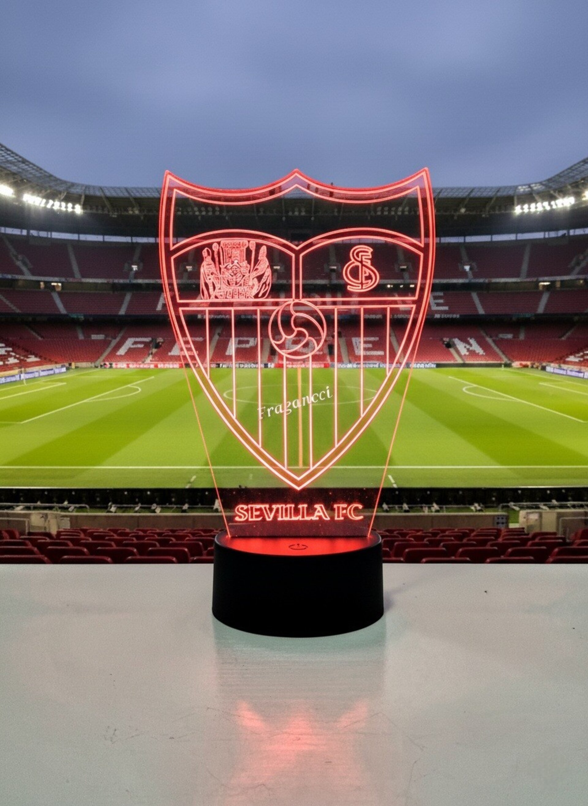 Lampara led 3d Escudo Futbol Sevilla personalizable, Lámpara led sobremesa - 2