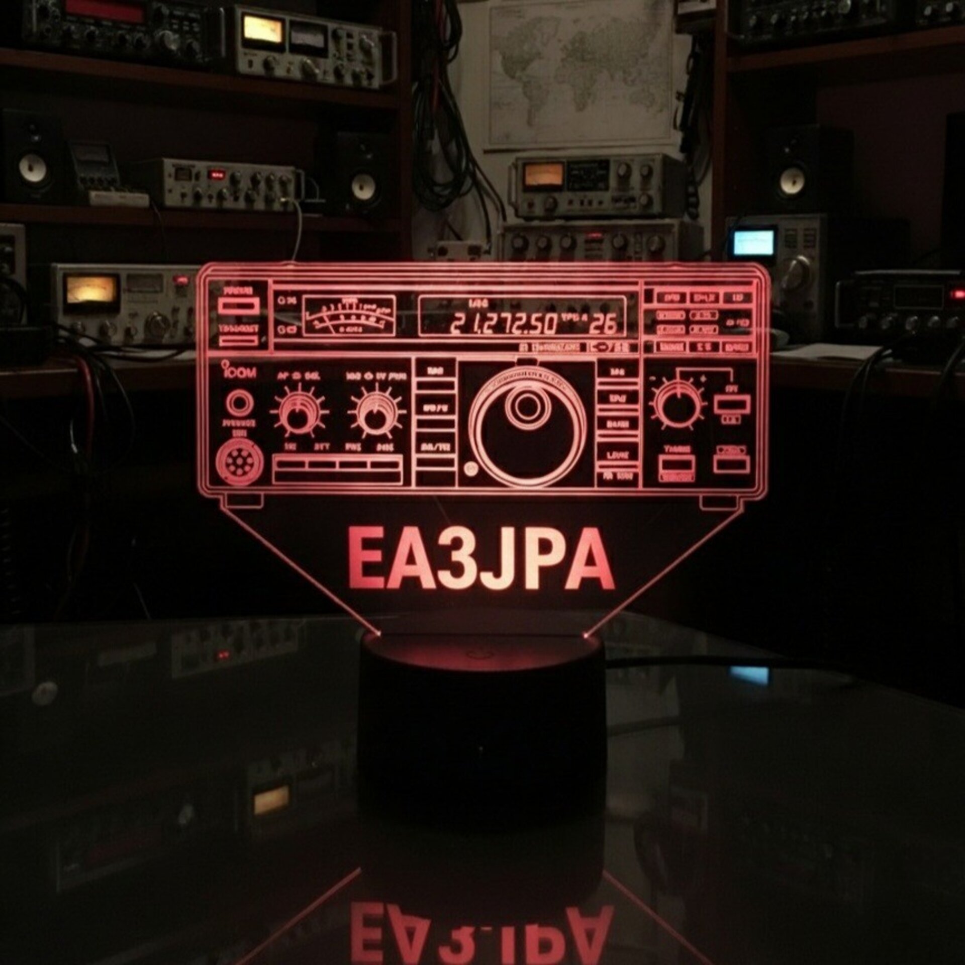 Lampara led 3d Emisora radioaficionado ICOM 725 personalizada con indicativo - 6