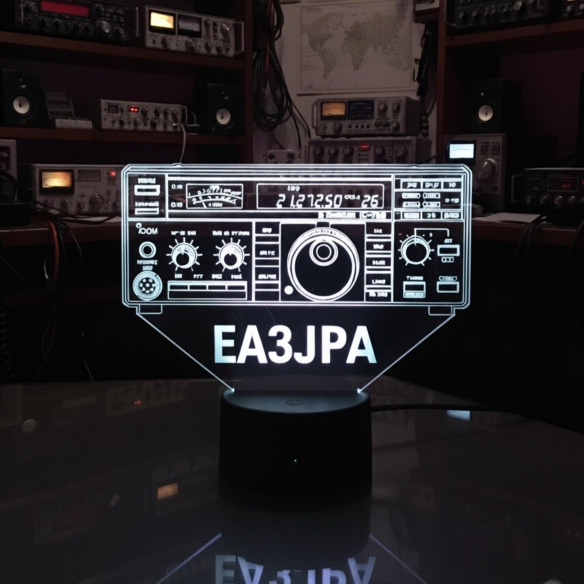 Lampara led 3d Emisora radioaficionado ICOM 725 personalizada con indicativo - 5