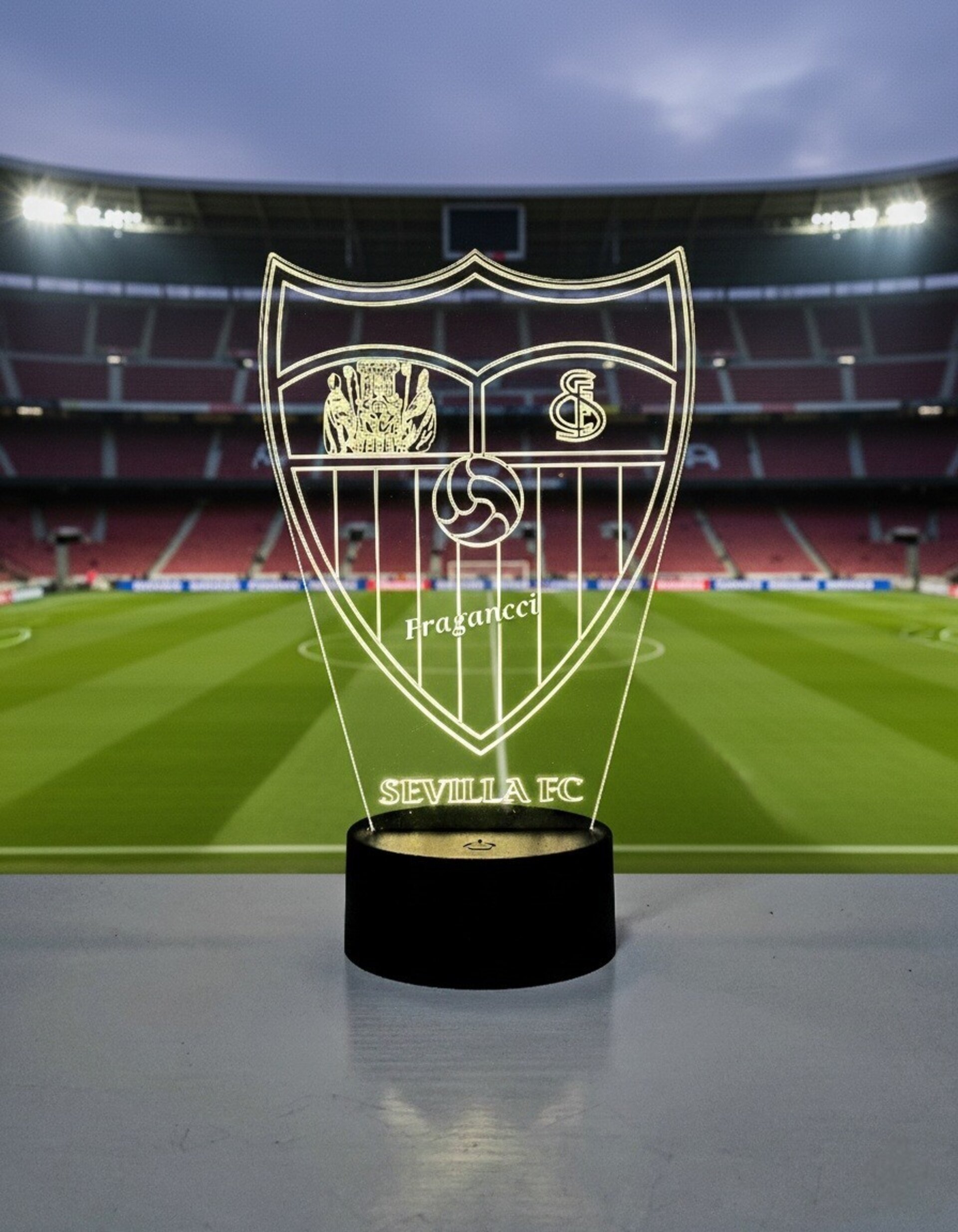 Lampara led 3d Escudo Futbol Sevilla personalizable, Lámpara led sobremesa - 3
