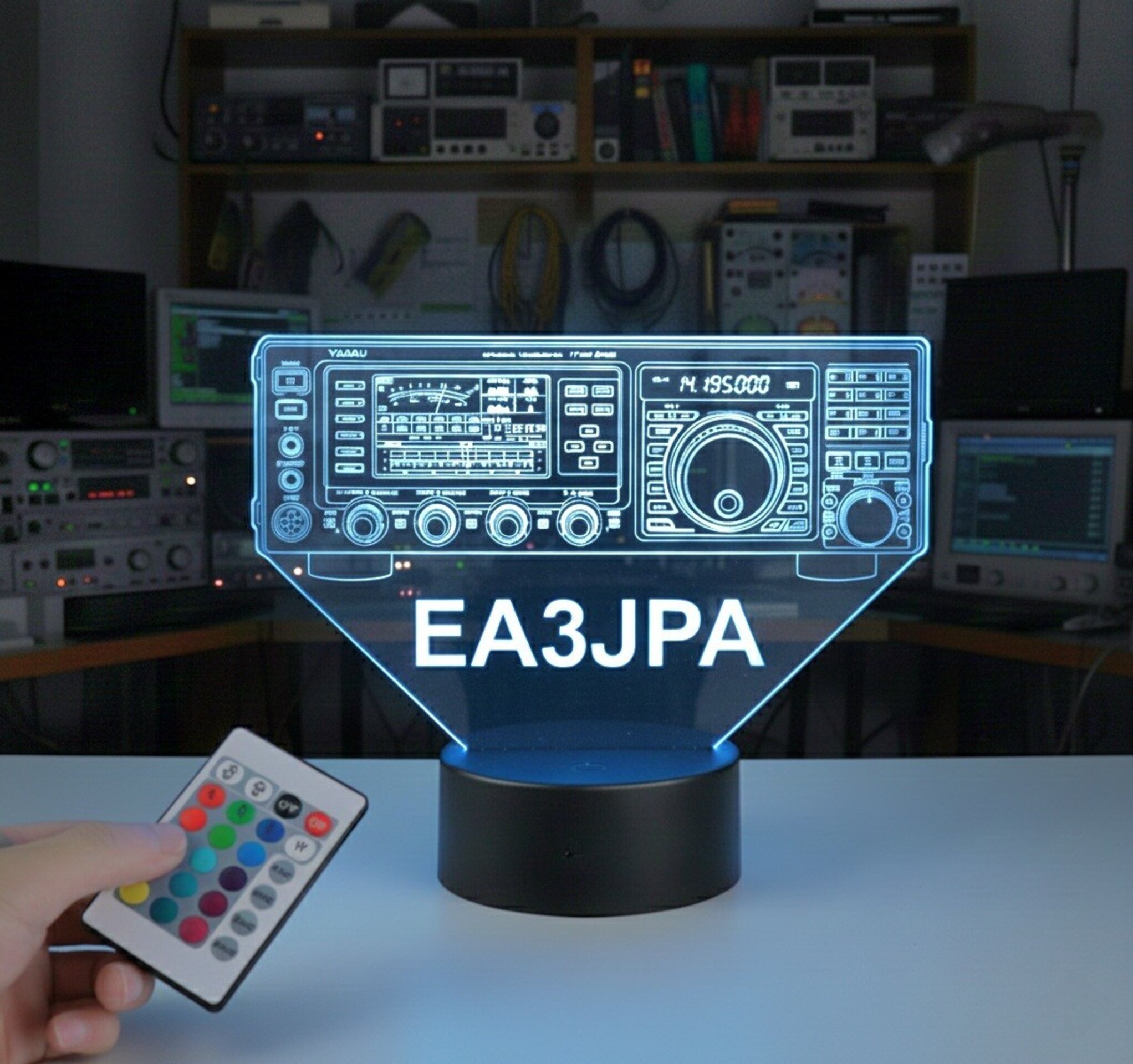 Lampara led Emisora radioaficionado YAESU FT DX 3000, personalizada + indicativo - 5