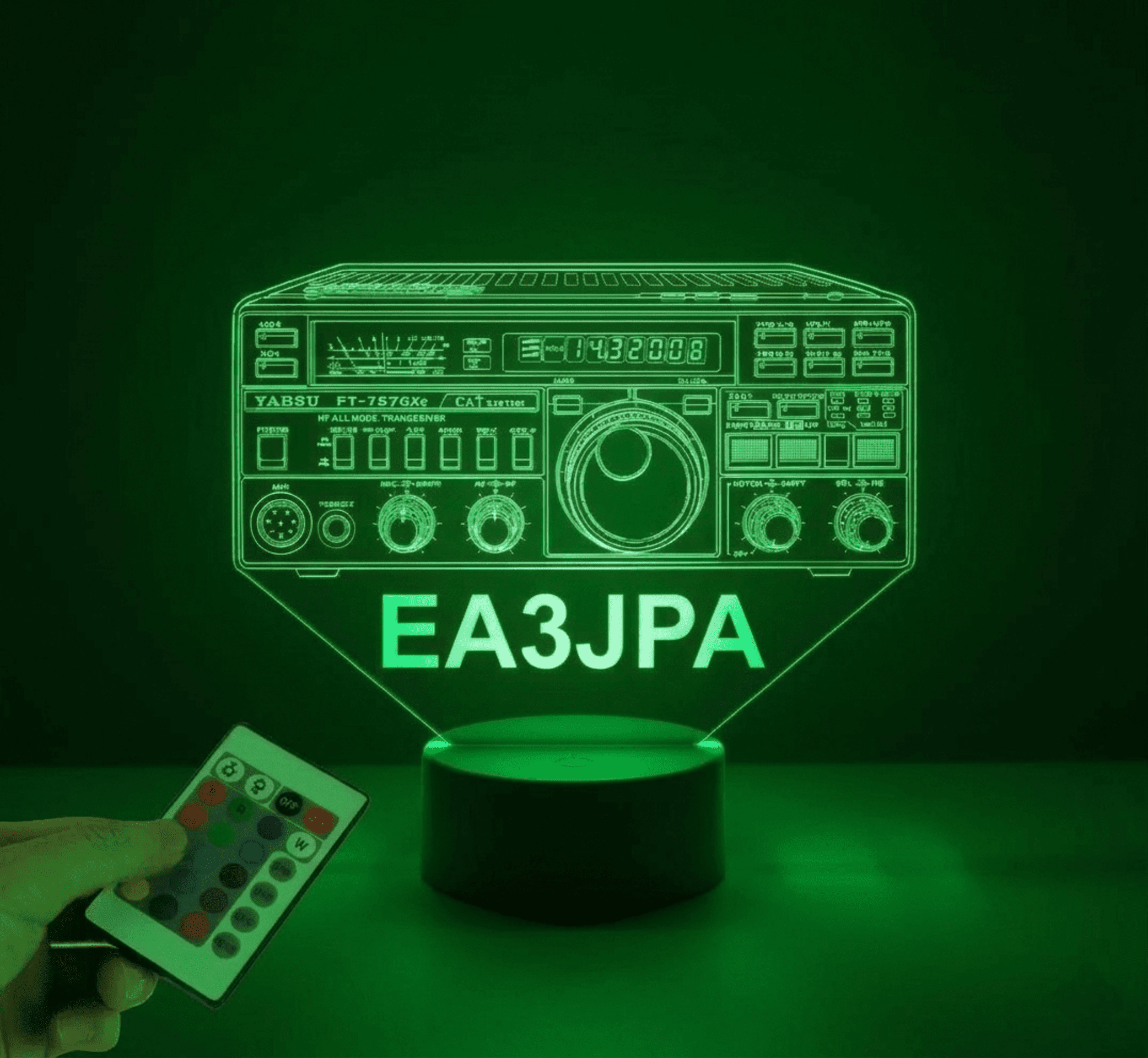 Lampara led Emisora YAESU FT 757 GX II, personalizada + indicativo - 2