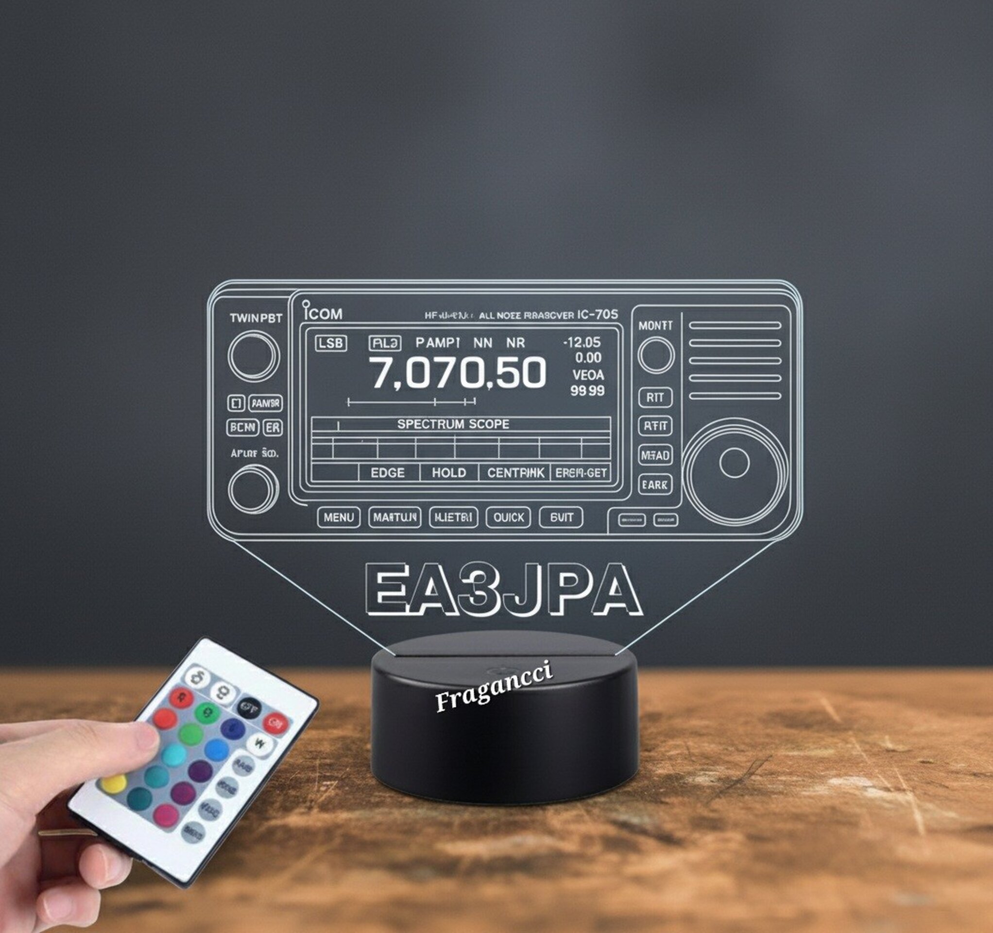 Lampara led 3d Emisora radioaficionado ICOM IC 705 personalizada con indicativo. - 8