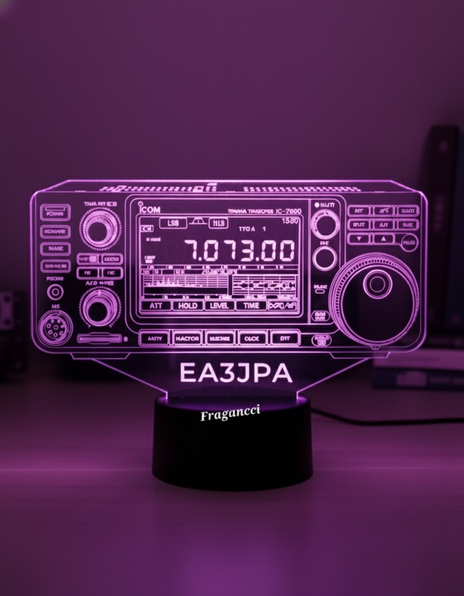 Lampara led 3d Emisora radioaficionado ICOM IC 7300 personalizada con indicativo - 7